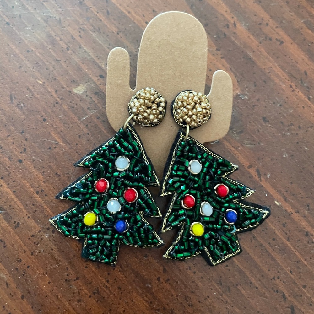 Christmas seed bead earrings